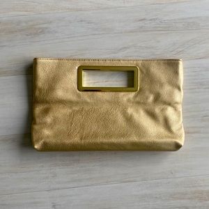 Gold clutch